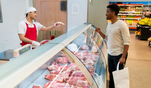 Como melhorar o posicionamento e a comunicação com seus clientes no açougue ou mercado